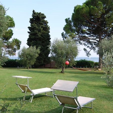 Bequi Bed & Breakfast San Felice del Benaco Luaran gambar